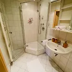 Superior Mit Seeblick K2 102 * שפאלט