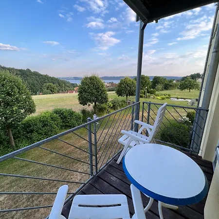 Superior Mit Seeblick K2 102 שפאלט